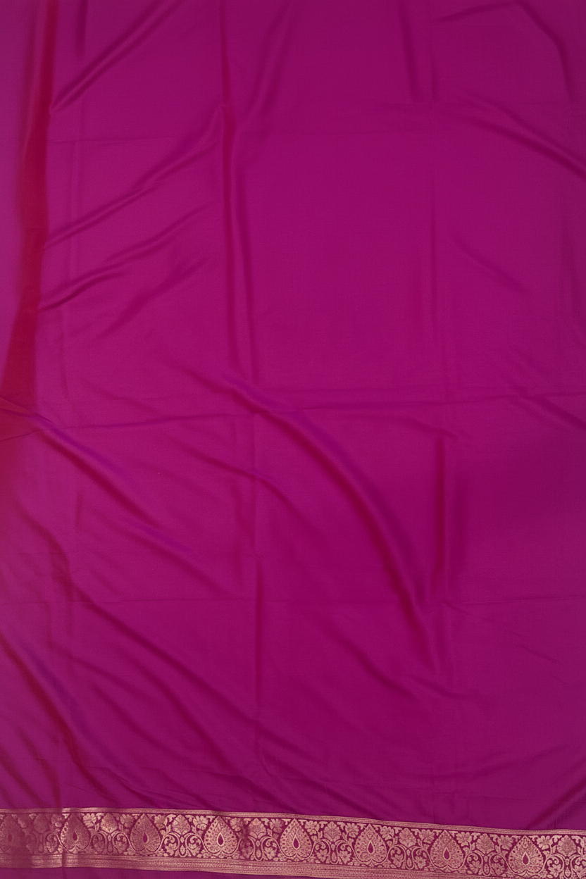 Elegant Pink Banarasi Saree with Rich Woven Patterns