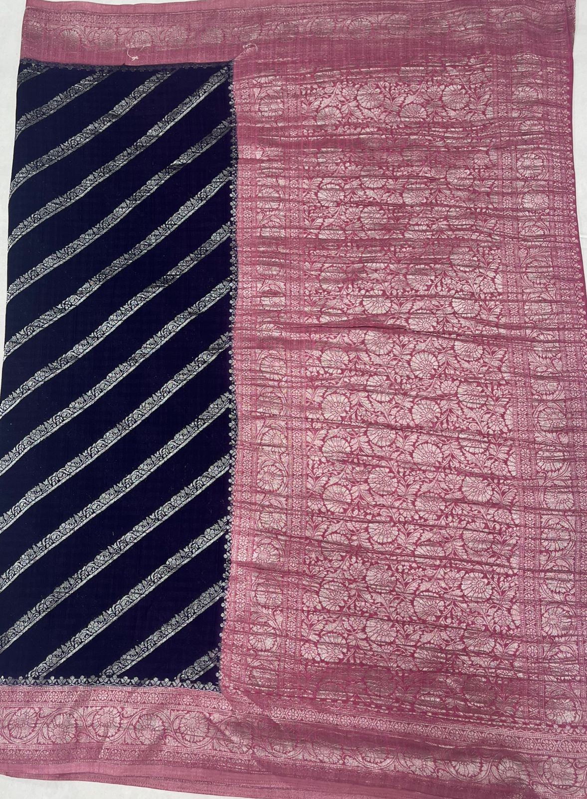 Elegant Navy Blue Georgette Saree with Soft Pink Border